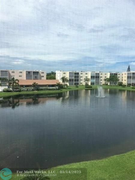 Property Photo: 315 SE 11th Ter 305 FL 33004