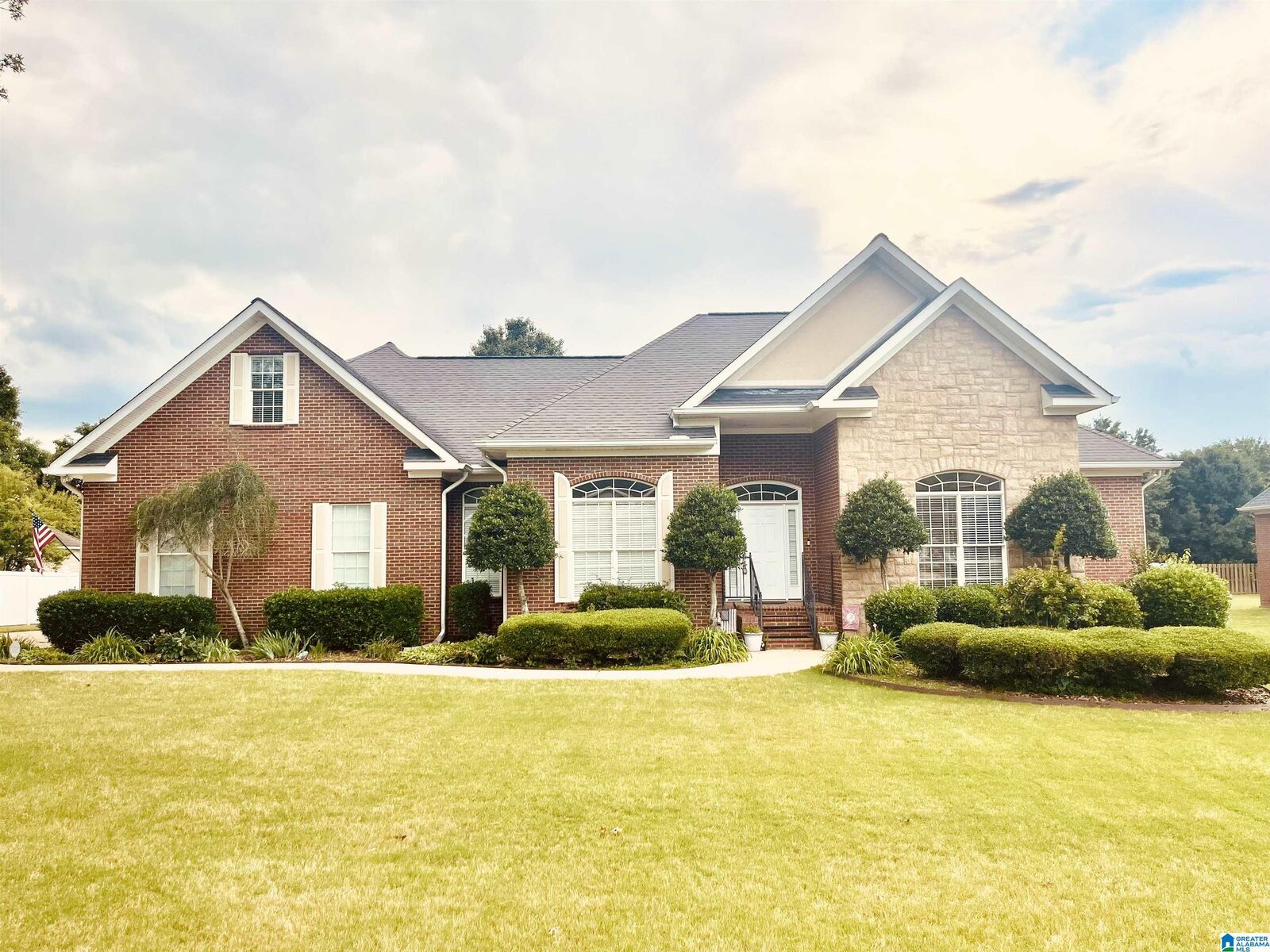 Property Photo:  19 Heritage Way  AL 36203 