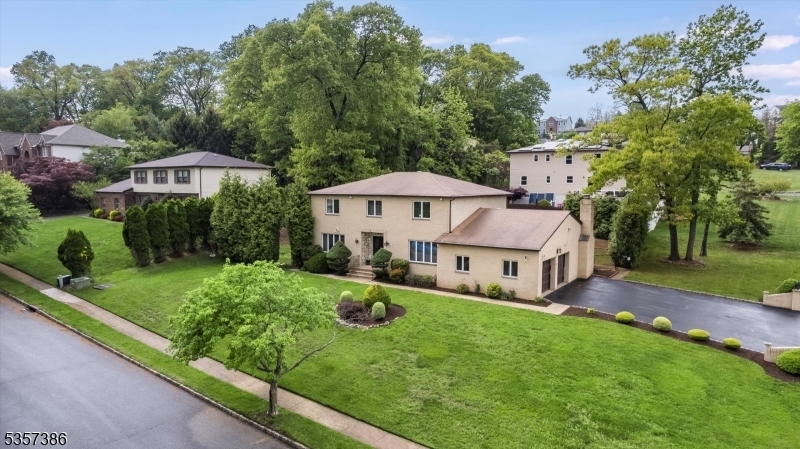 Property Photo: 2 Stratton Dr NJ 07470