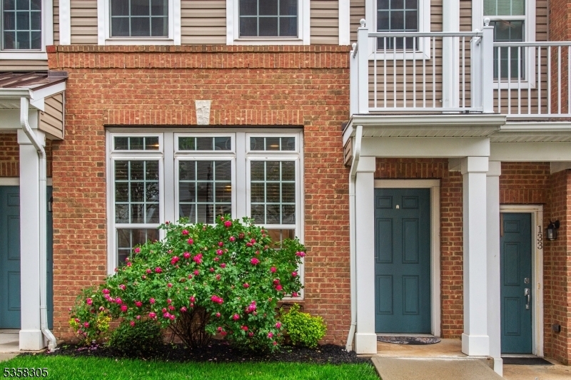 Property Photo: 129 Eisenhower Ln 129 NJ 07075