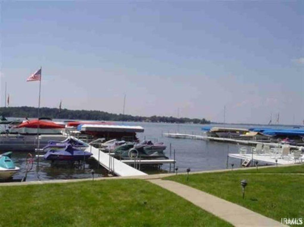Property Photo: 10035 N Turkey Creek Rd #303 Pier 343 - Unit 303 IN 46567
