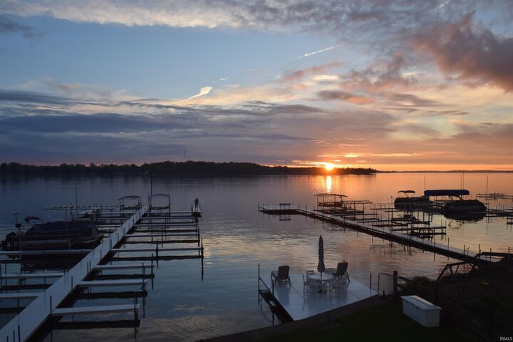 Property Photo:  10035 N Turkey Creek Rd  #303 Pier 343 - Unit 303  IN 46567 
