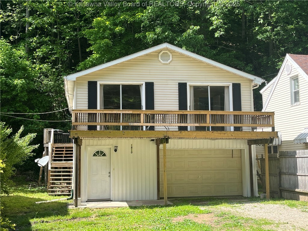 1810 Oakhurst Drive  South Charleston WV 25309 photo