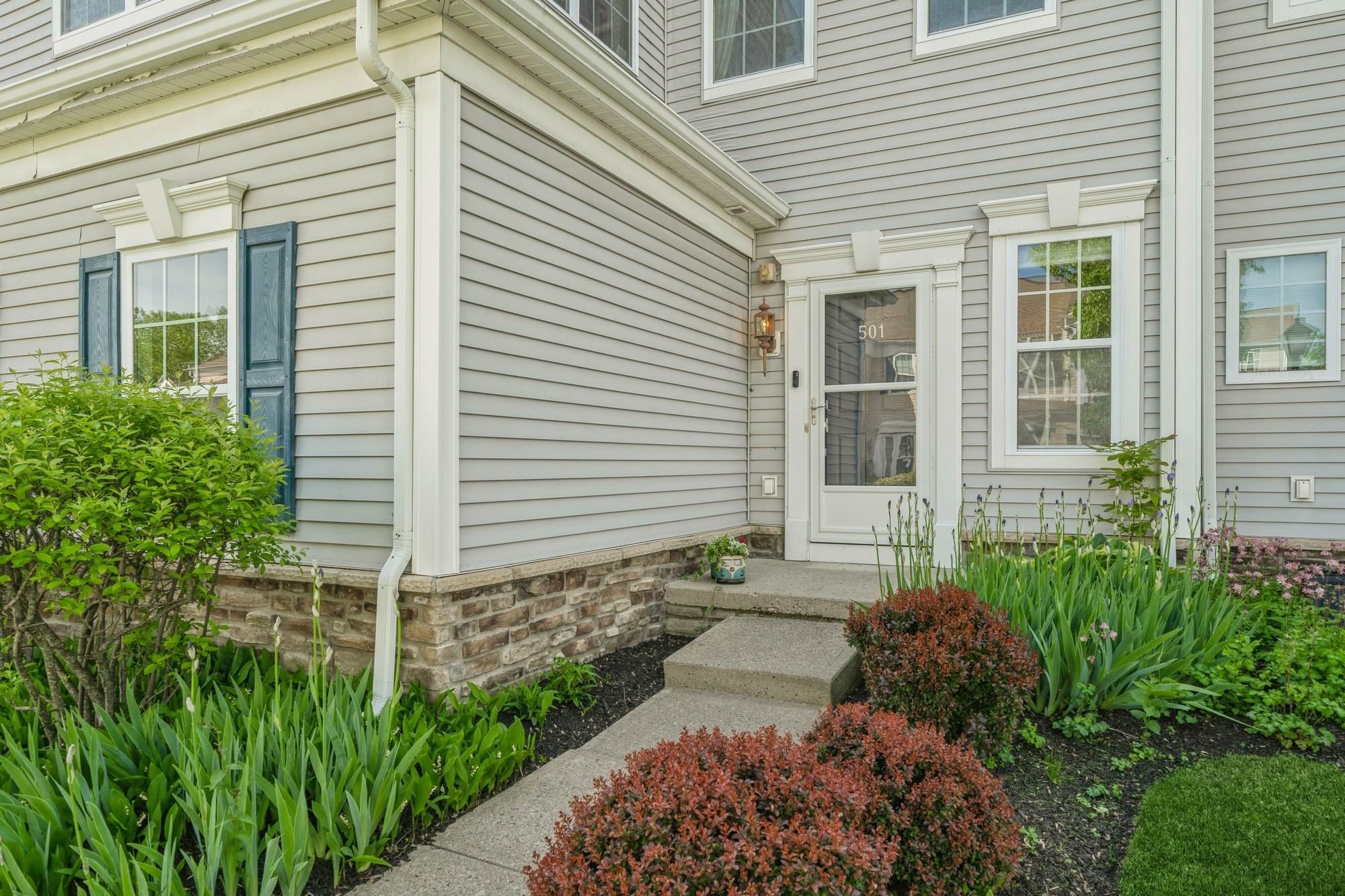 Property Photo: 9 Bainbridge Place 501 NY 12550