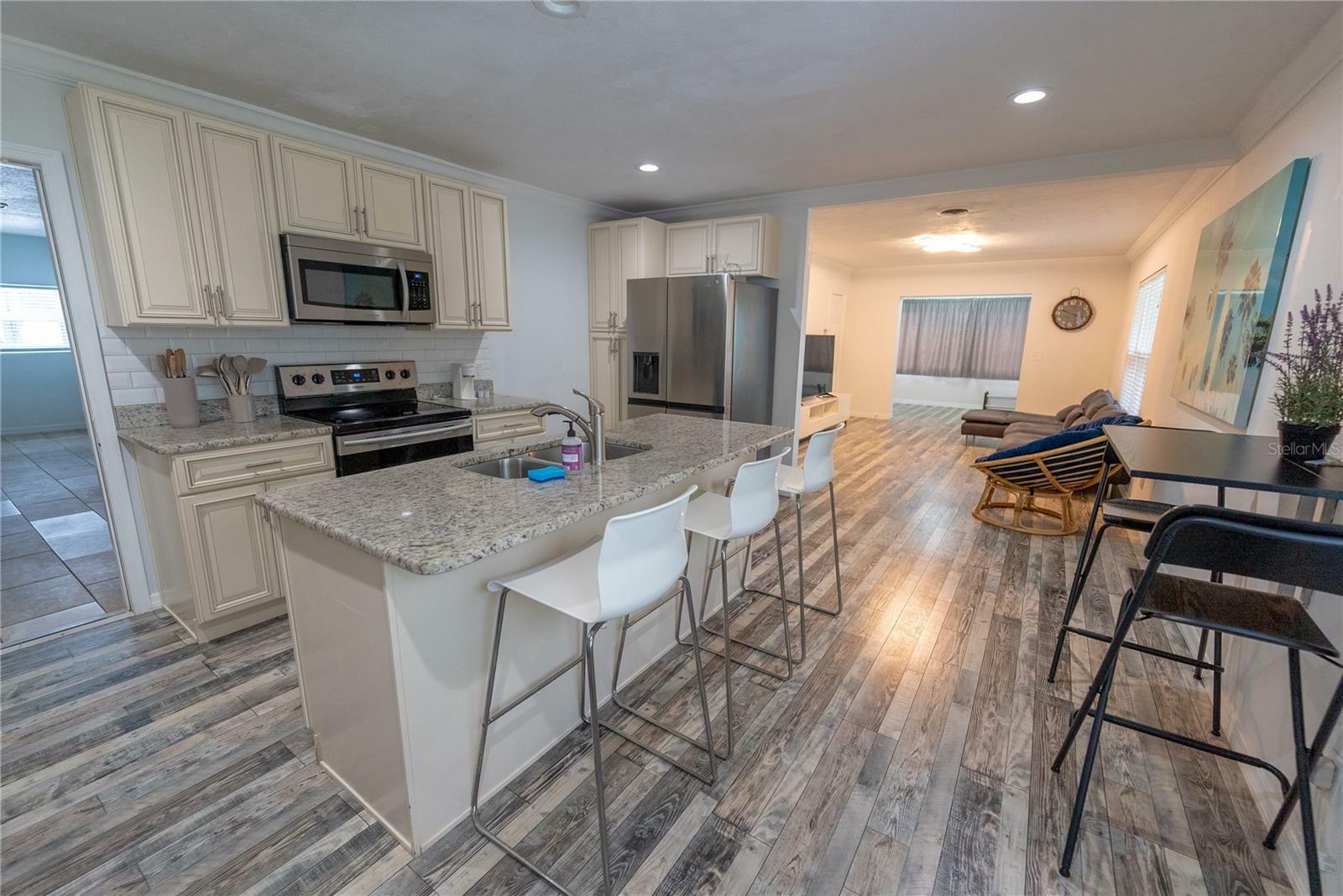 Property Photo: 2627 Ambergate Road FL 32792