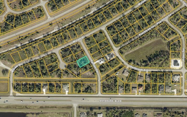 Property Photo:  Danton Terrace  FL 34288 