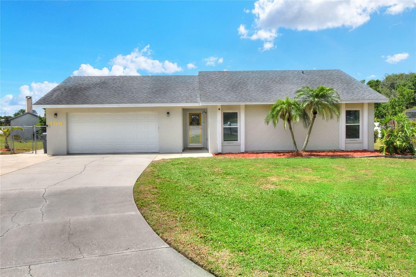 Property Photo: 404 Willow Run FL 33813