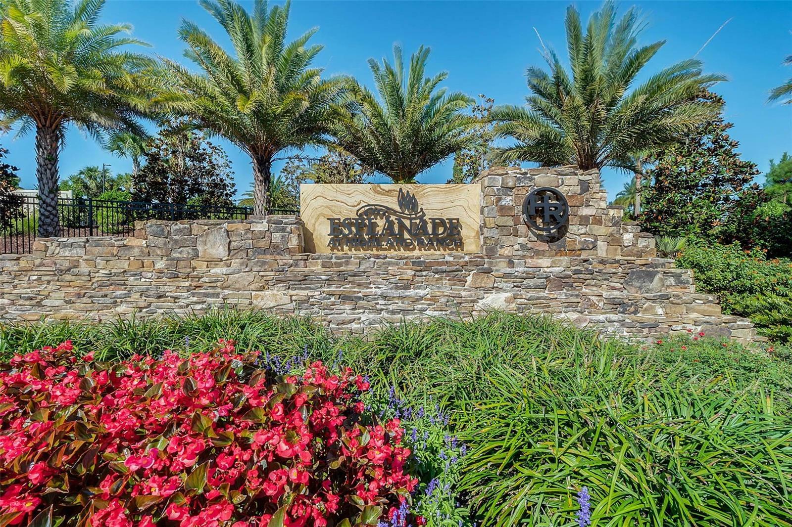 Property Photo: 1027 Timbervale Trail FL 34715