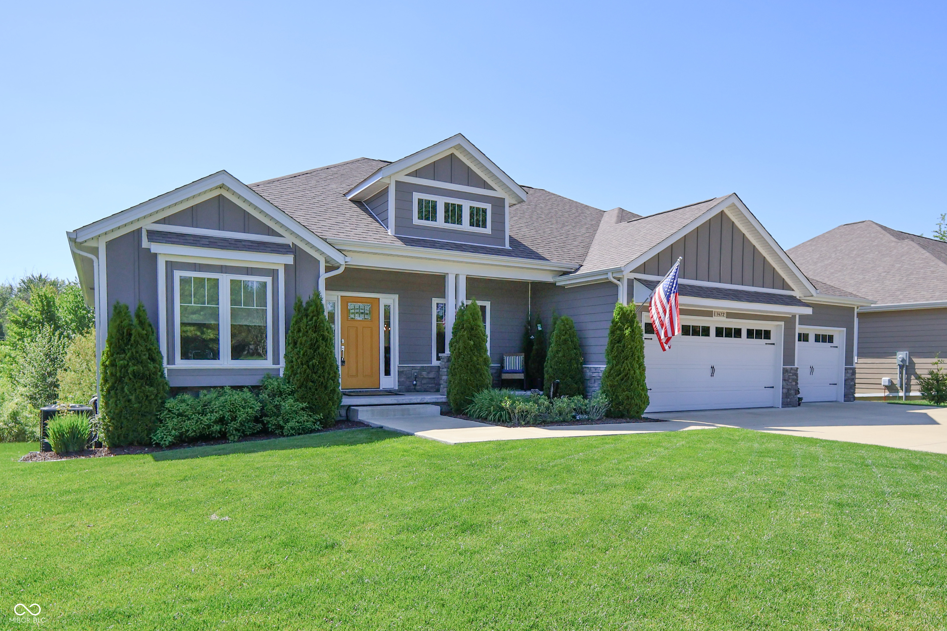 Property Photo: 1472 Maple Ridge Court IN 47201