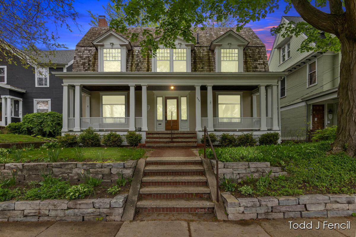 Property Photo: 554 Madison Avenue SE MI 49503