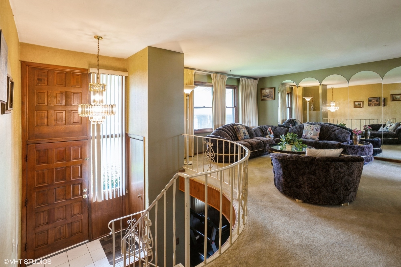 Property Photo: 656 W St. Aubin Drive IL 60101