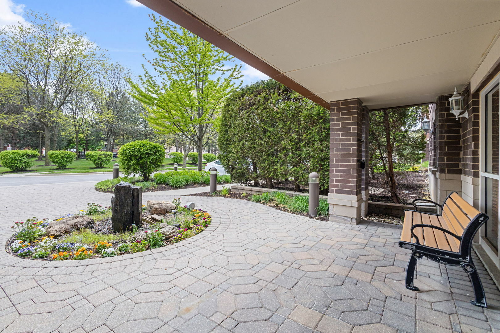 Property Photo: 5155 Madison Street 204 IL 60077