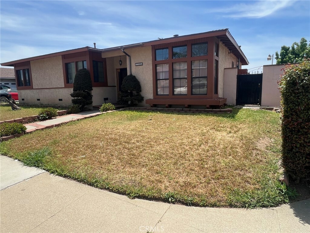 Property Photo: 2524 W 115th Street CA 90250