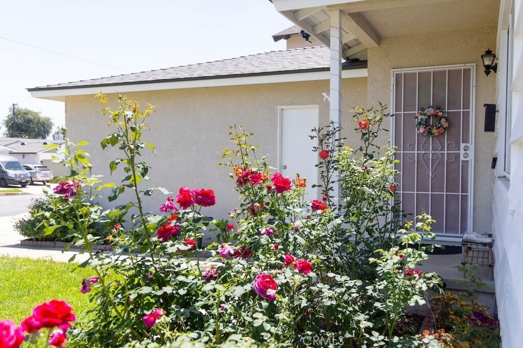 Property Photo: 311 N Dexford Drive CA 90631