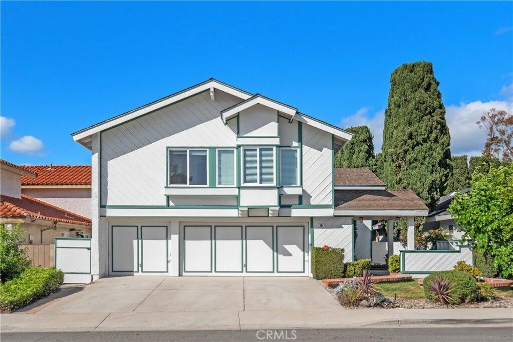 Property Photo:  9 Aberdeen St  CA 92620 