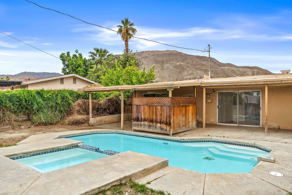 43831 Joshua Road  Palm Desert CA 92260 photo