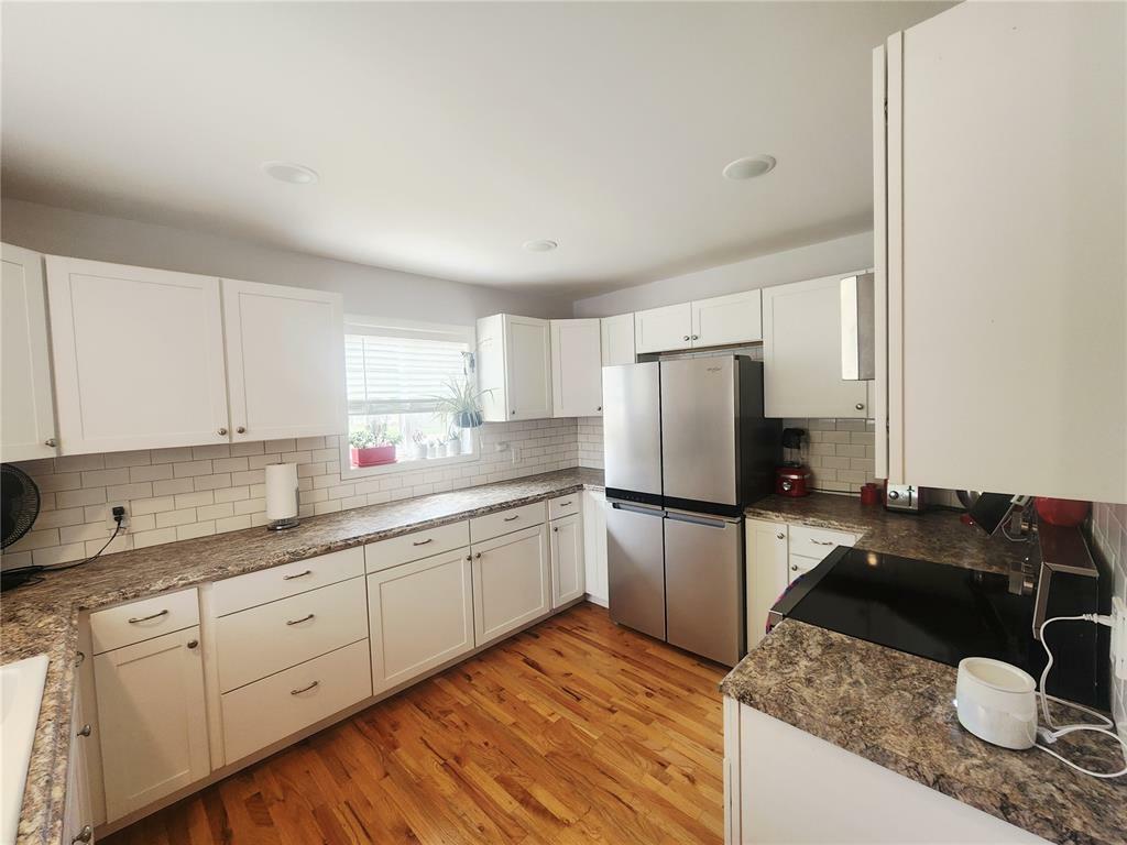 Property Photo: 1104 Ringo Street MO 65265
