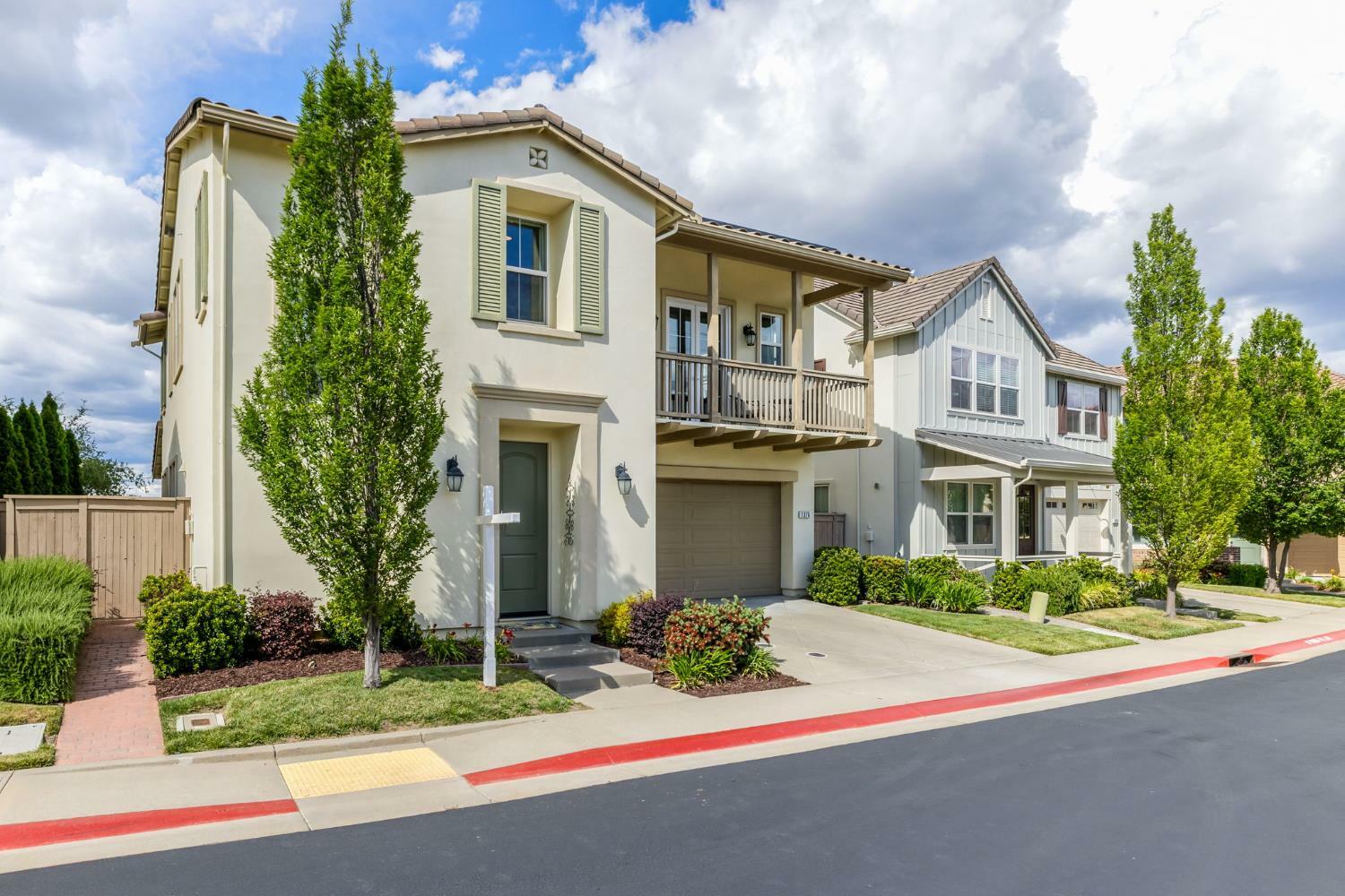 Property Photo: 1376 Folsom Meadows Circle CA 95630