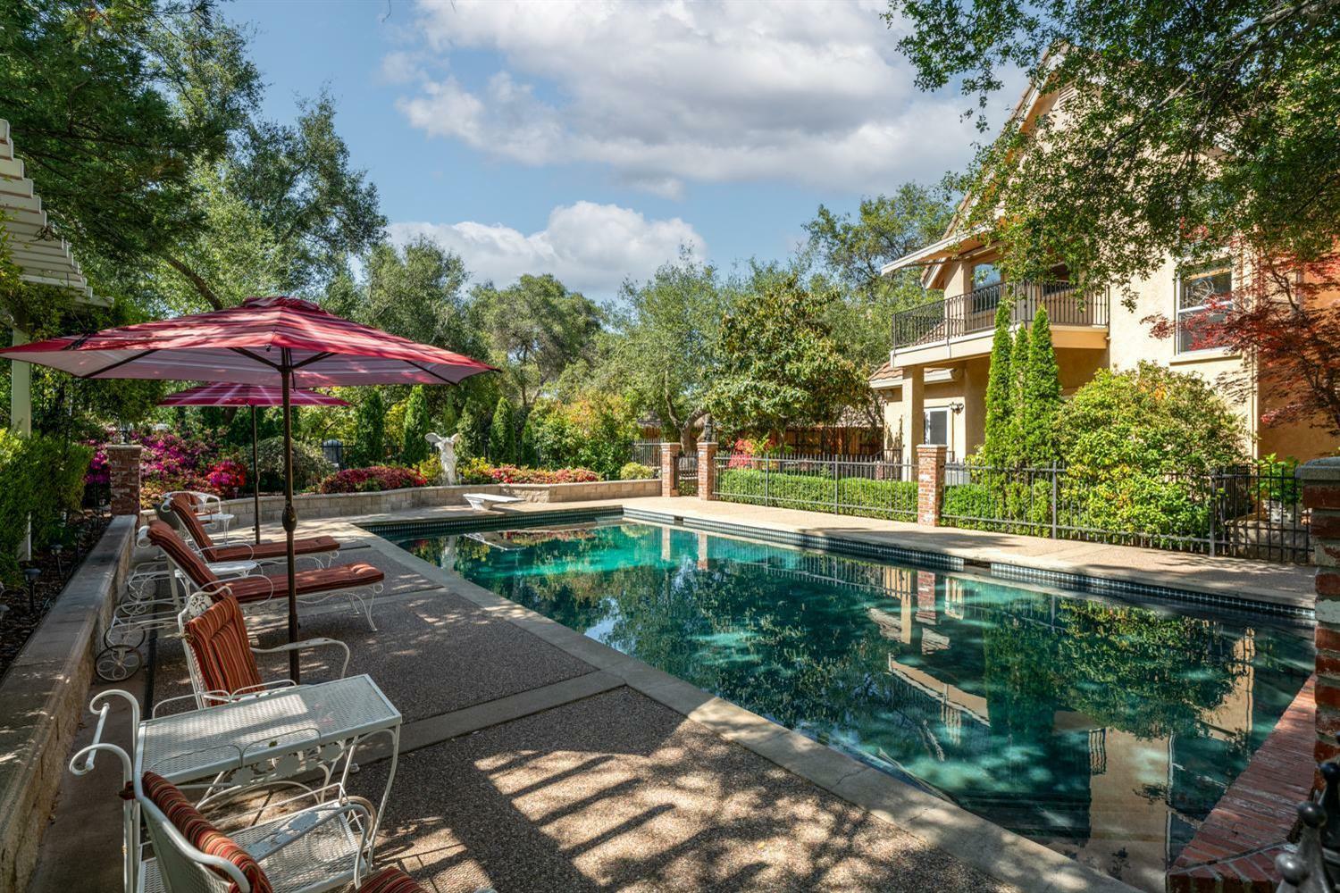 Property Photo: 8050 Warren Court CA 95746