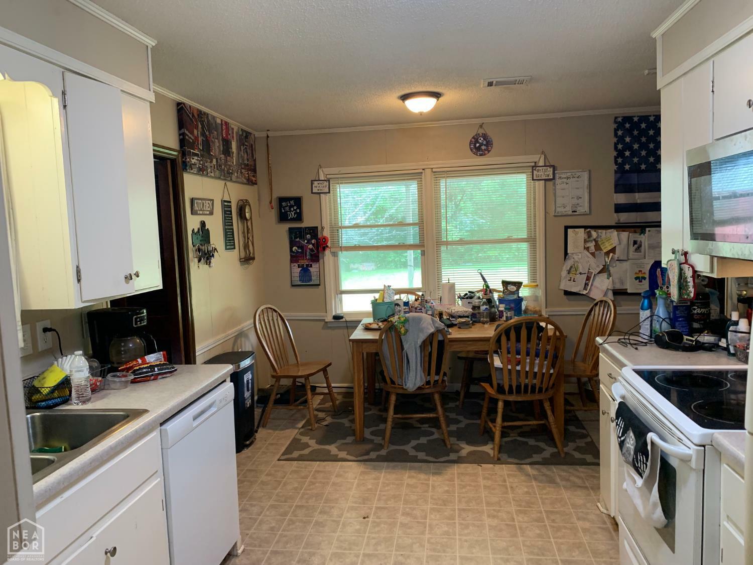 Property Photo: 805 Southwest Drive AR 72401