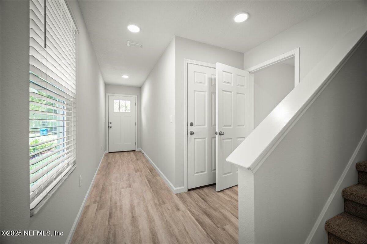 Property Photo:  8192 Dandy Avenue  FL 32211 
