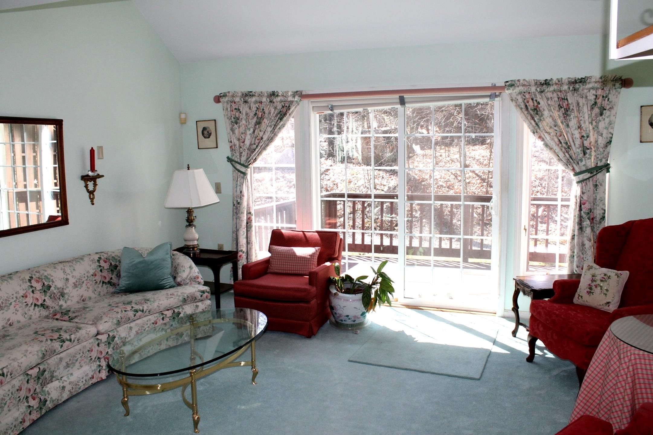 Property Photo: 1465 Hooksett Road NH 03106
