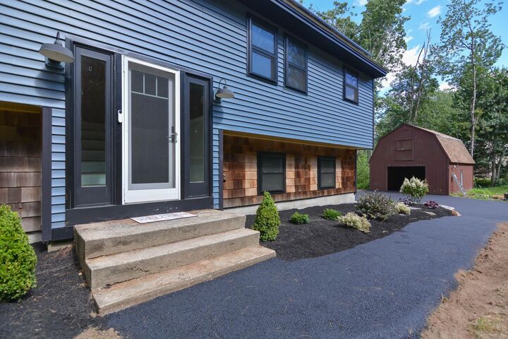 Property Photo:  41 Elk Drive  NH 03110 