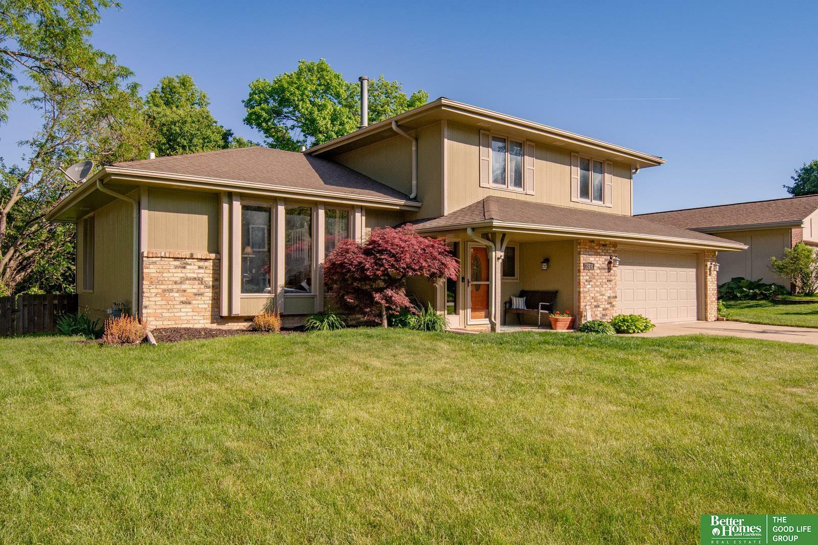 Property Photo: 15692 Leavenworth Street NE 68118