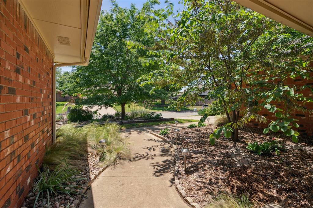 Property Photo:  5713 NW 115th Street  OK 73162 