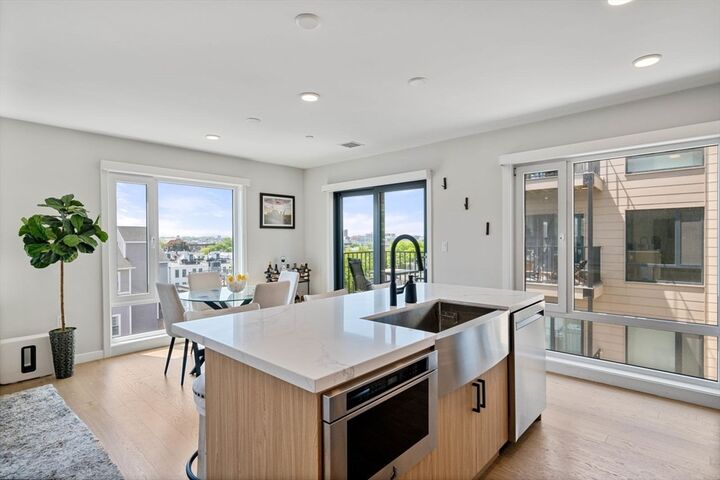 Property Photo: 457 W Broadway 409 MA 02127