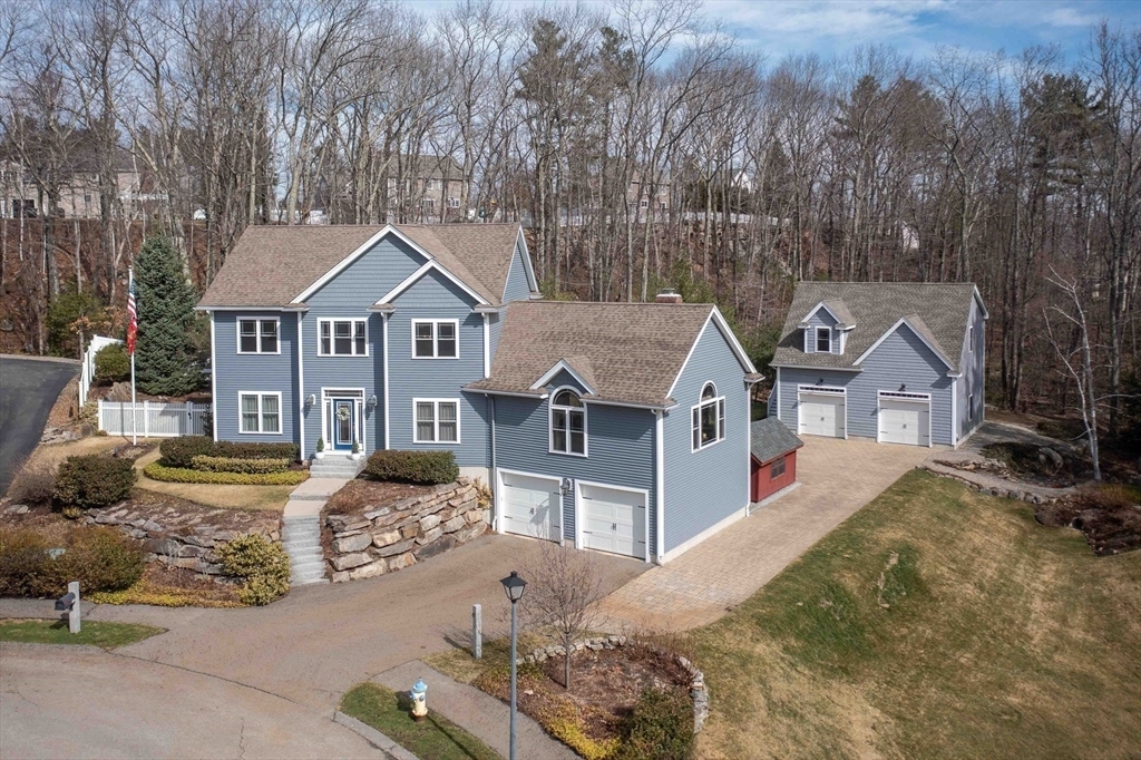 Property Photo: 32 Erin'S Way MA 01520
