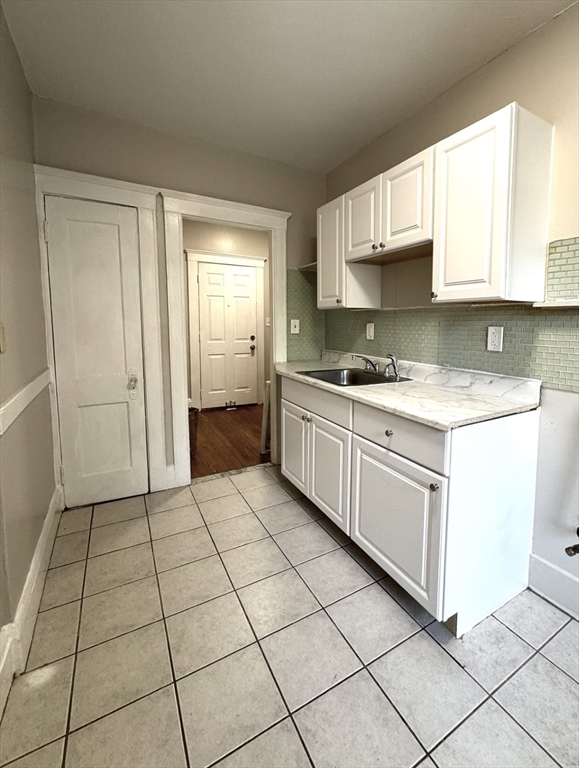 Property Photo: 15 Huss Ct 205 MA 01905