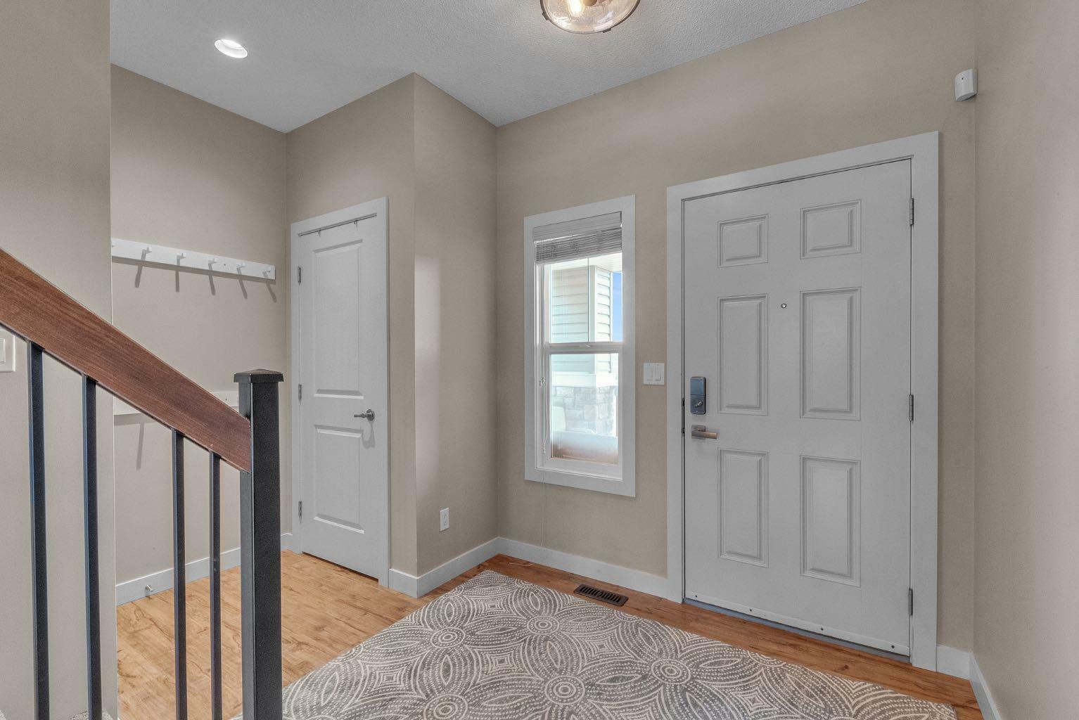 Photo de la propriété: 308 West Creek Drive AB T1Z 0B4