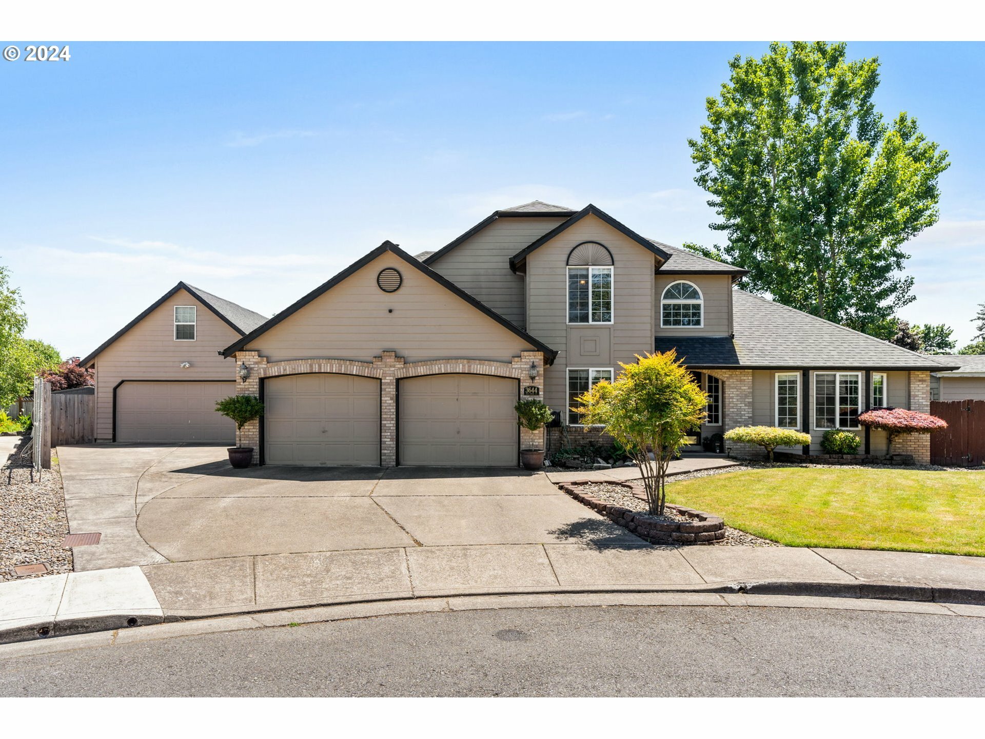 Property Photo:  3644 Fall Creek Ct  OR 97303 