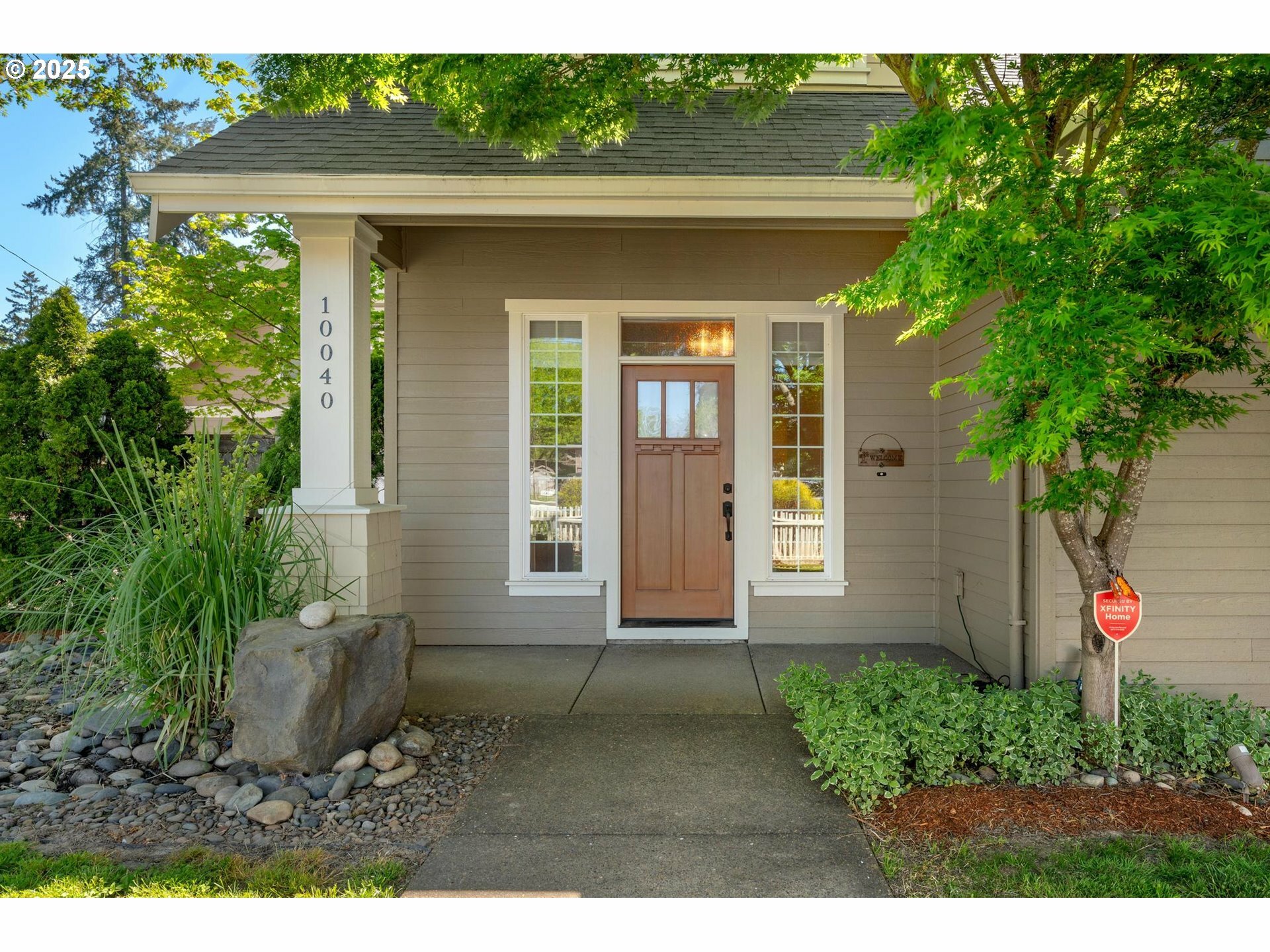 Property Photo: 10040 SW 90th Ave OR 97223