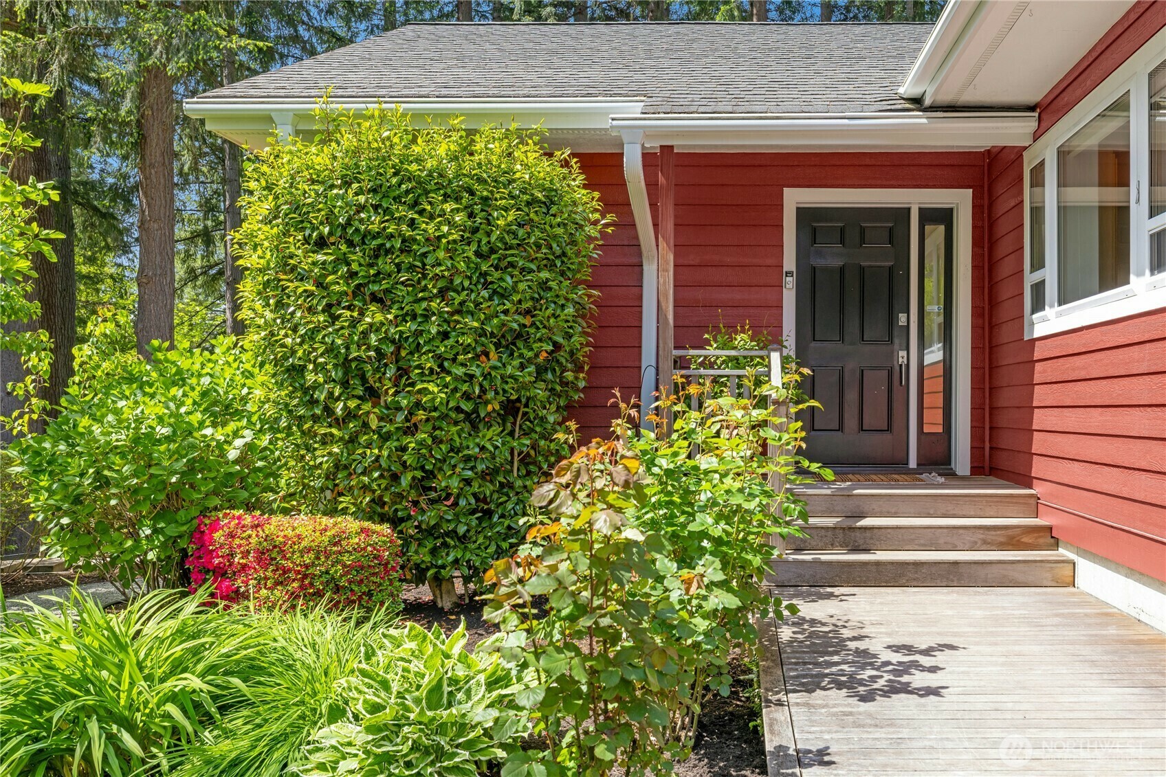 Property Photo: 13835 Manzanita Road NE WA 98110