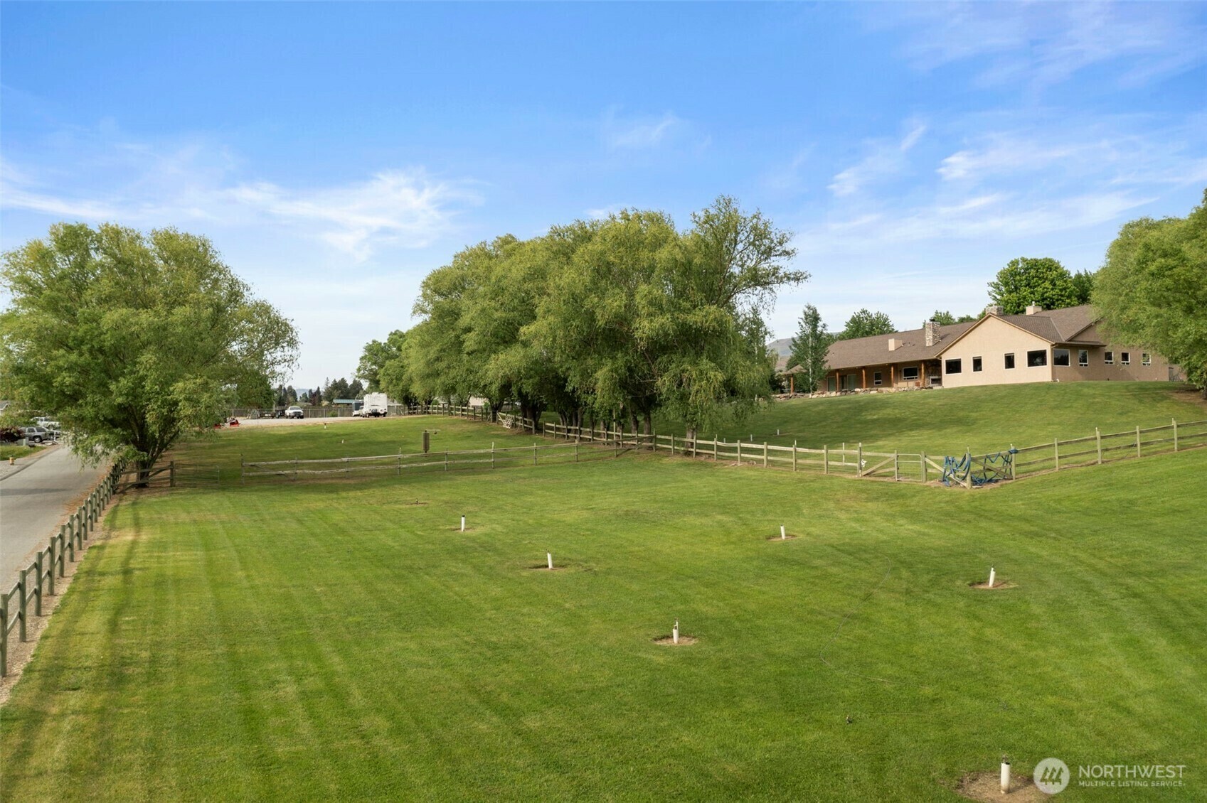 Property Photo:  2720 NW Cascade Avenue  WA 98802 