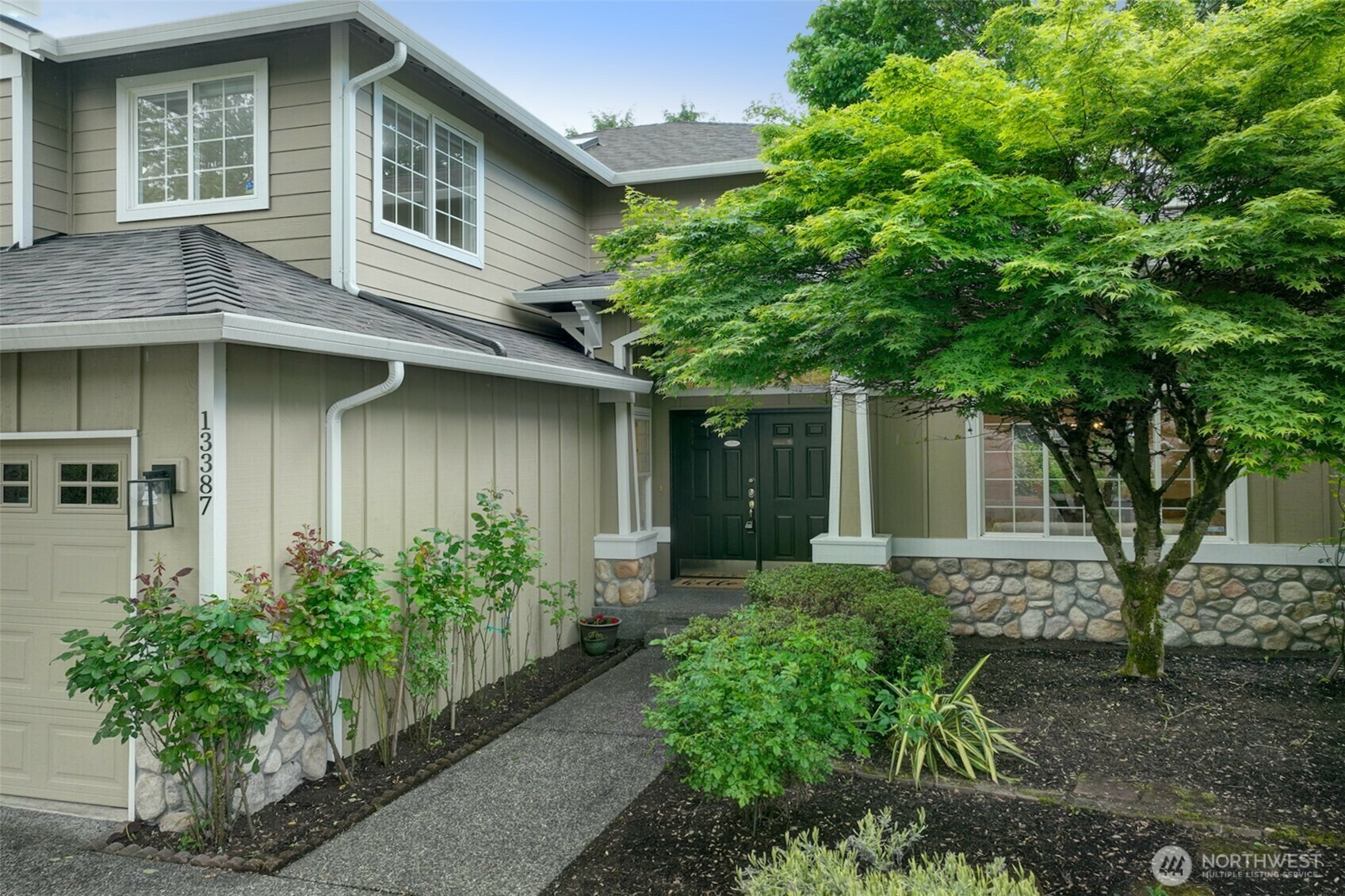 Property Photo: 13387 NE 134th Place WA 98034