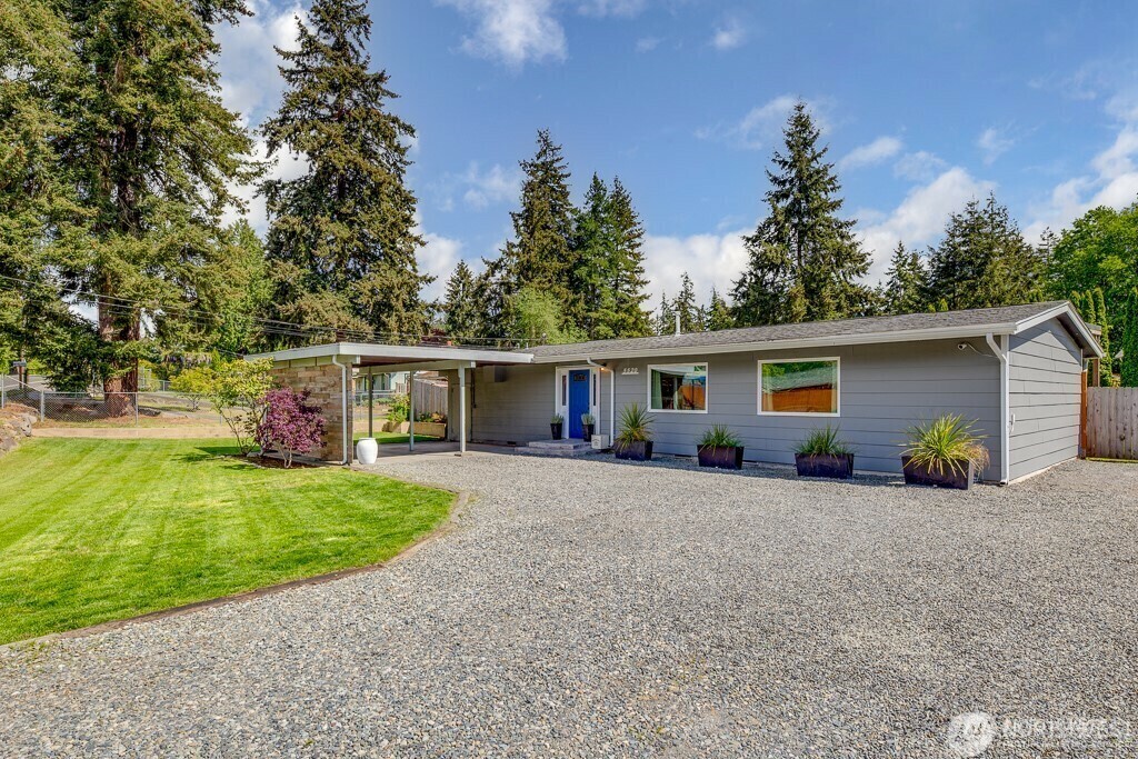 Property Photo: 5520 200th Street SW WA 98036