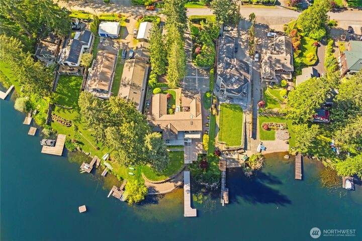 Property Photo: 21338 SE 265th Street WA 98038