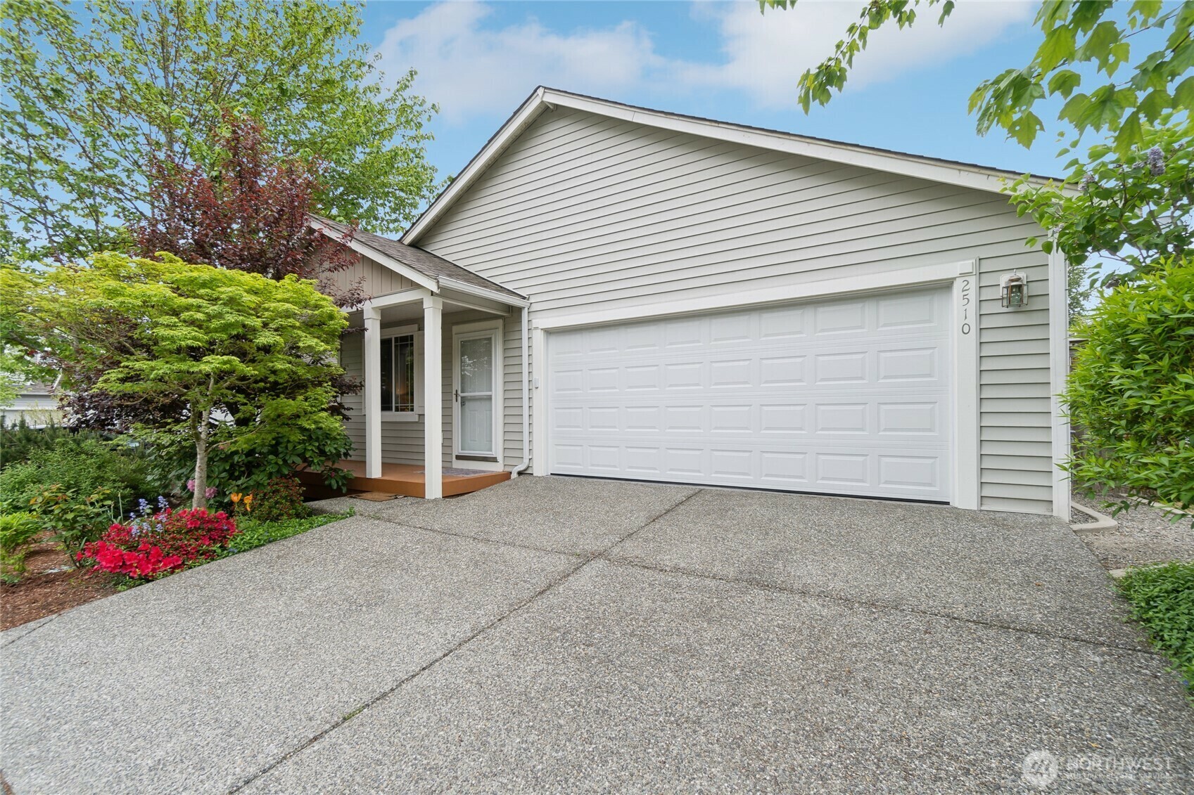 2510  155th Street SW  Lynnwood WA 98087 photo