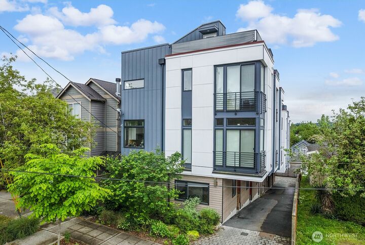 2725 A S Norman Street  Seattle WA 98144 photo