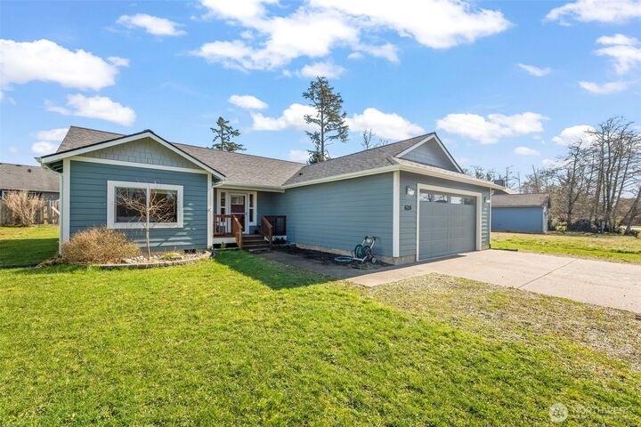 Property Photo:  626  Duck Lake Drive SE  WA 98569 