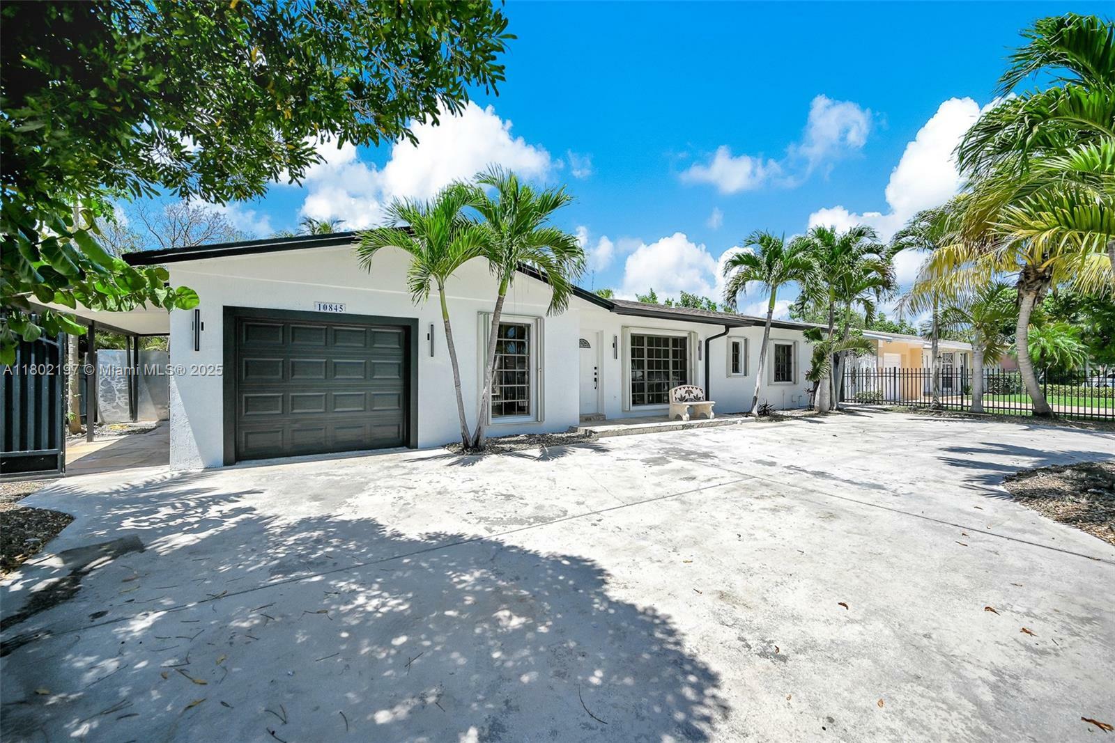 10845 SW 152nd Ter  Miami FL 33157 photo