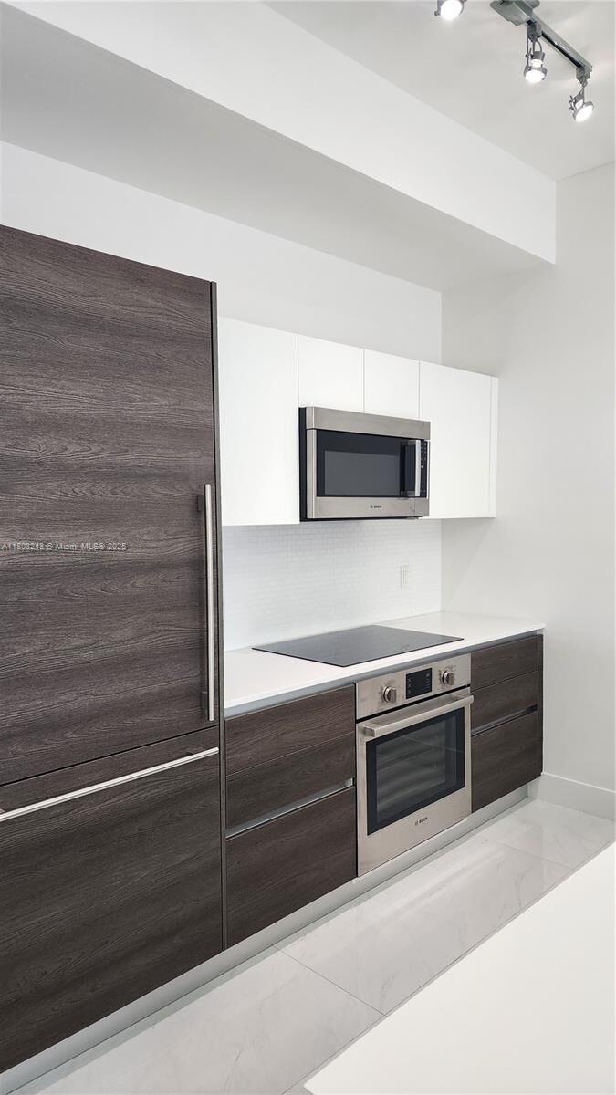 Property Photo:  301 Altara Ave 424  FL 33146 