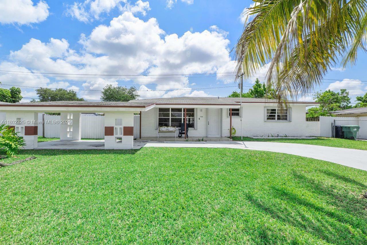 Property Photo: 17331 SW 119th Ave FL 33177