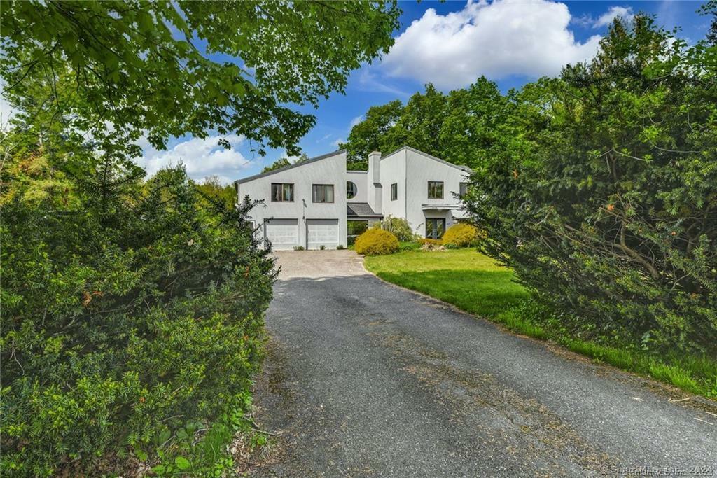 Property Photo: 147 Chestnut Tree Hill Road CT 06478