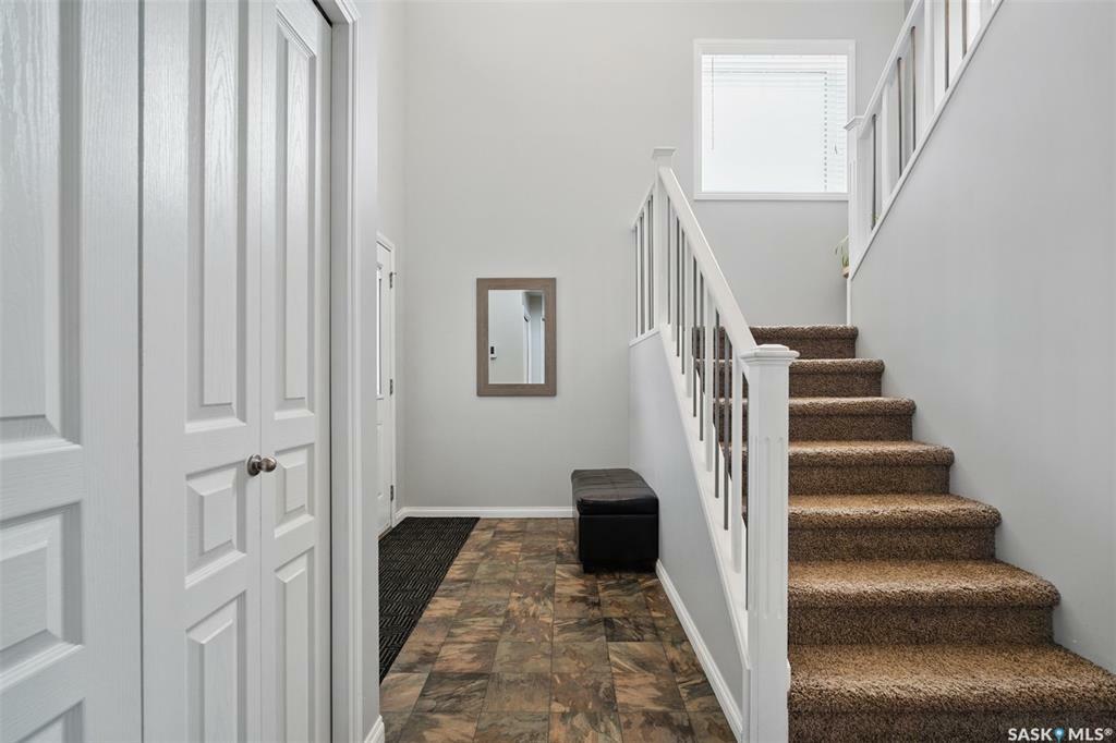 Property Photo: 327 McCallum Lane SK S7R 0J3
