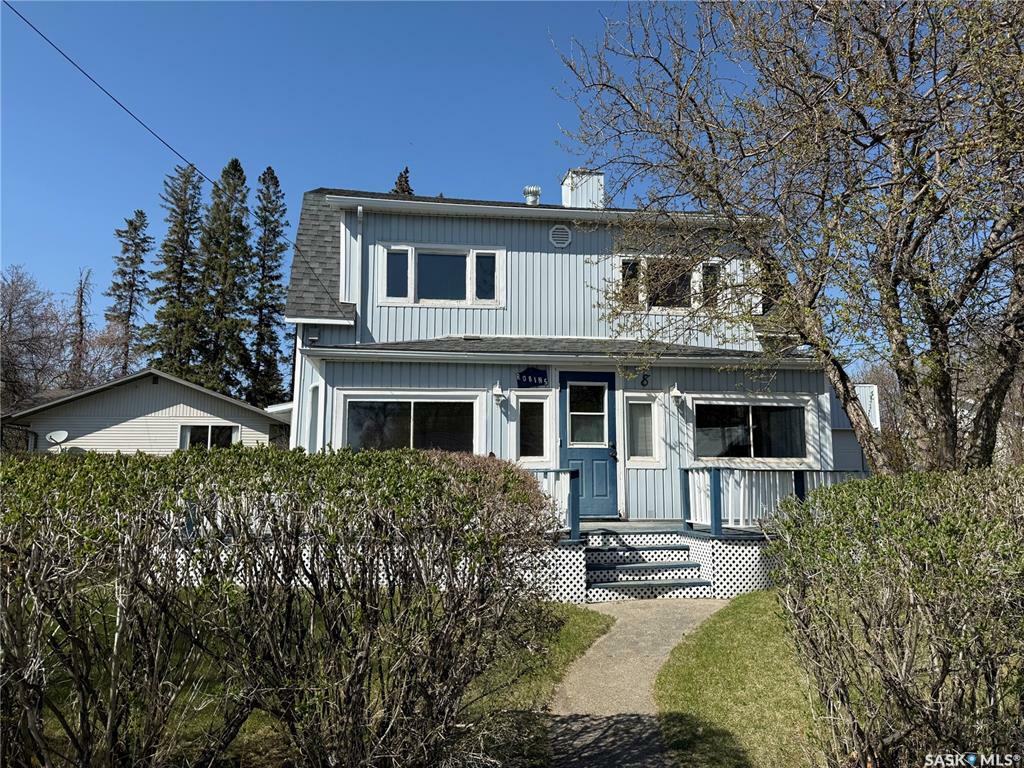 Property Photo:  8 Dr Arthur Avenue  SK S0C 2H0 