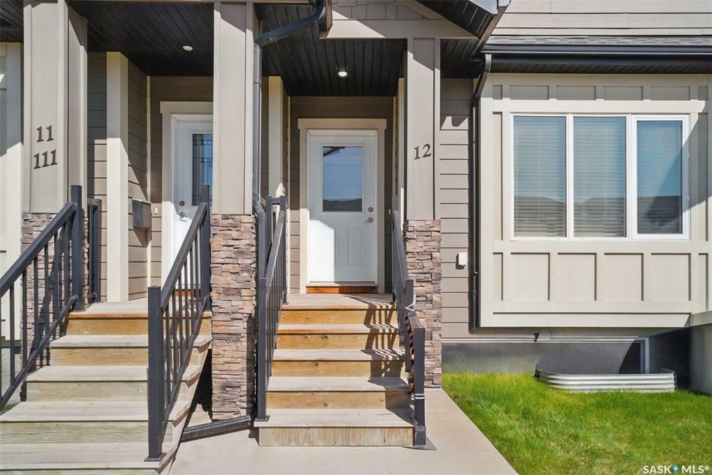 Property Photo: 111 Rosewood Gate N 12 SK S7V 0E5